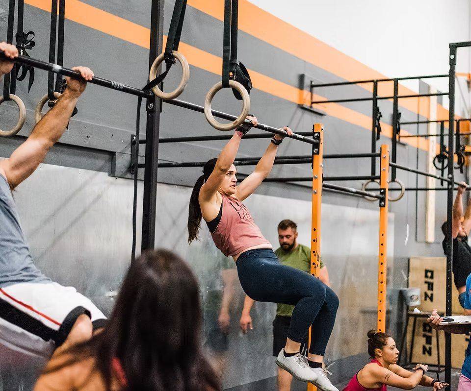 CrossFit Zion class training together